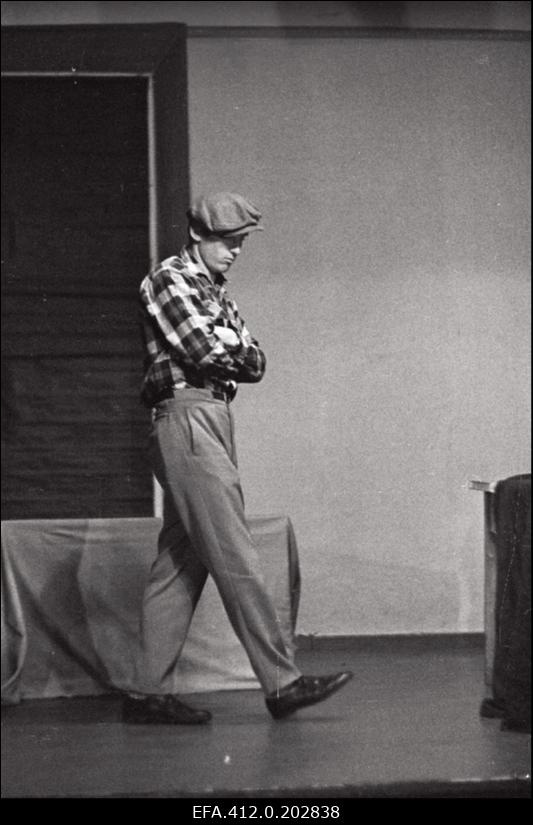 Praktiline töö Tallinna Riikliku Konservatooriumi lavakunsti kateedris. Etüüdid.