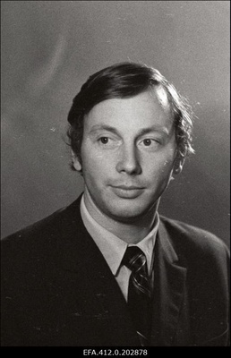 Tallinna Riikliku Konservatooriumi lavakunsti kateedri IV lend: näitleja Rein Laos.  duplicate photo