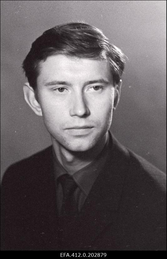 Tallinna Riikliku Konservatooriumi lavakunsti kateedri IV lend: meesnäitleja.