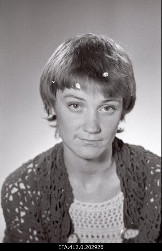 Tallinna Riikliku Konservatooriumi lavakunsti kateedri IX lend: näitleja Imbi Süvalep (Herm).