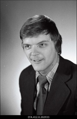 Tallinna Riikliku Konservatooriumi lavakunsti kateedri IX lend: näitleja Villu Tari.  duplicate photo