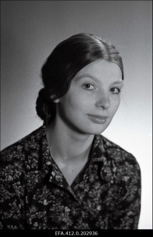 Tallinna Riikliku Konservatooriumi lavakunsti kateedri IX lend: näitleja Marika Vernik.