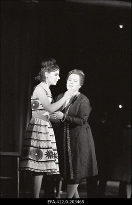 Ülo Raudmäe muusikaline lugu "Kiri nõudmiseni" RAT Estonias.  similar photo