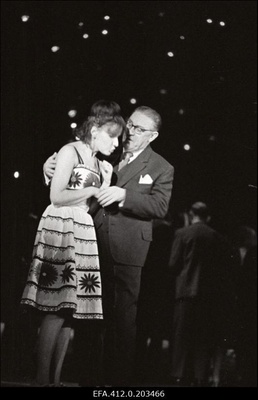 Ülo Raudmäe muusikaline lugu "Kiri nõudmiseni" RAT Estonias.  similar photo