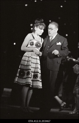 Ülo Raudmäe muusikaline lugu "Kiri nõudmiseni" RAT Estonias.  similar photo