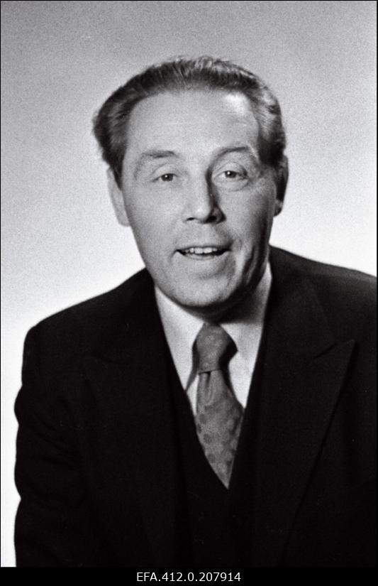 Helilooja Valter Ojakäär.