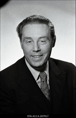 Helilooja Valter Ojakäär.  similar photo