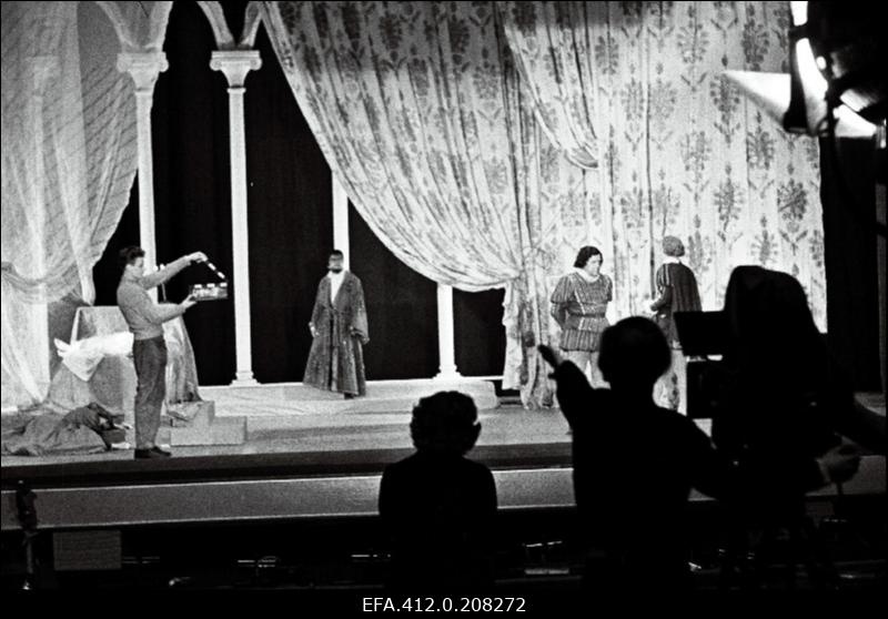 Eesti Televisiooni esimese mängufilmi "Näitleja Joller" võtted (V. Panso, L. Rummo, V. Aruoja).