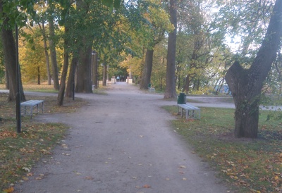 Toomemägi: allee, taga Inglisild.  Tartu, 1890-1900. rephoto