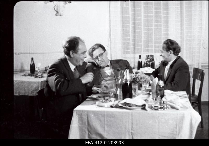 Kaadrik "Eesti Telefilmi" mängufilmist "Näitleja Joller".