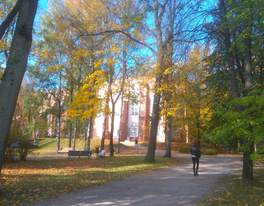 Ruins of Tartu Toom Church from Lossi Street rephoto