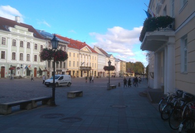 Tartu Raekoja square from the end of the University Street rephoto