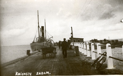 Kuivastu sadam, vaade piki kaid  duplicate photo
