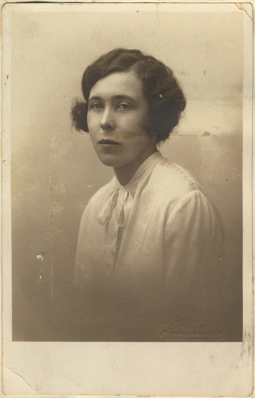 Andrei Eriksoni õde Julia Erikson