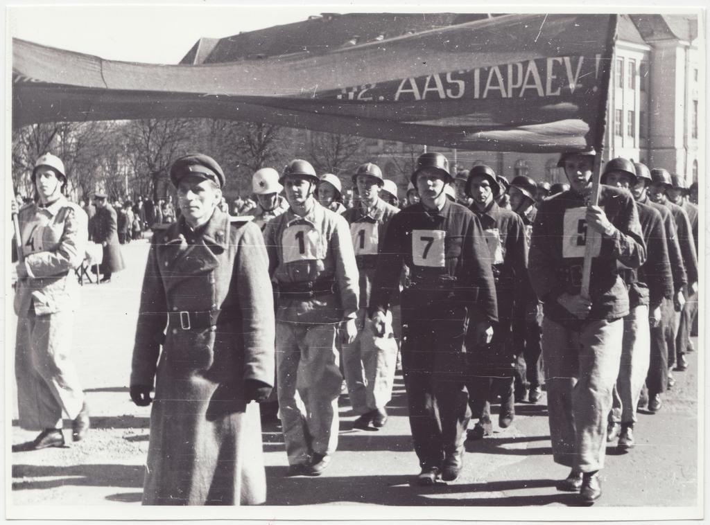 Tallinna tuletõrje 32. aastapäeva paraad, 1950.a.