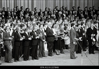 J. Tombi nim Kultuuripalee 40. aastapäeva kontsert.  similar photo