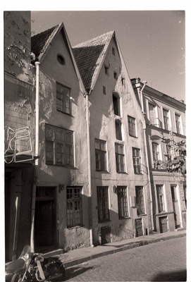 Vana-Tooma tänav  similar photo