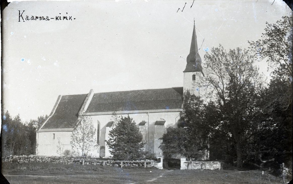 Kaarma kirik Saaremaal