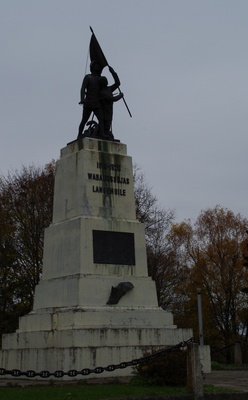 Vabadussõja ausammas Rakveres. rephoto