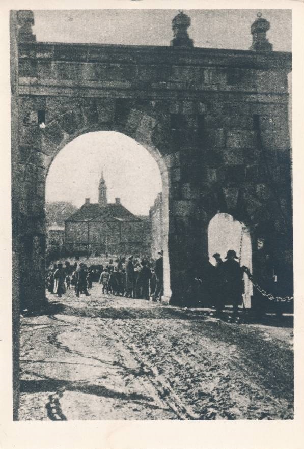 Tartu linnavaade. Kivisild. 1918.a.