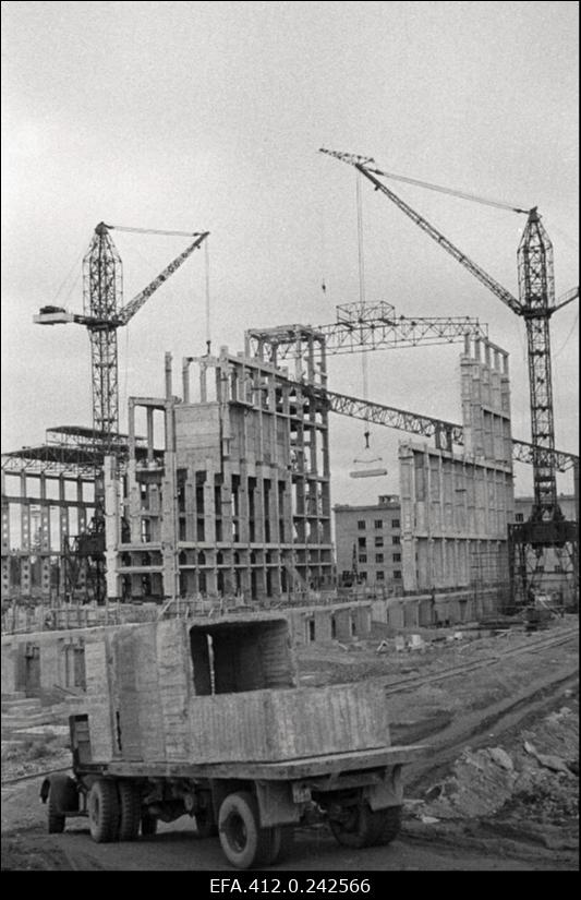 Balti Soojuselektrijaama ehitusel.