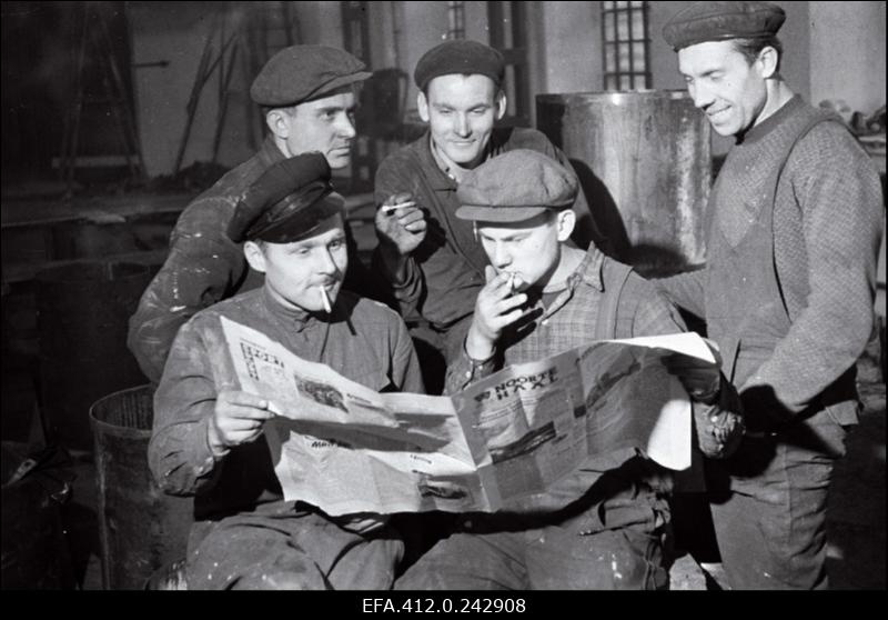 Lehelugemine elavhõbeda-alaldajate tehases ja brigadir Edmund Veski (ajaleht "Noorte Hääl")
