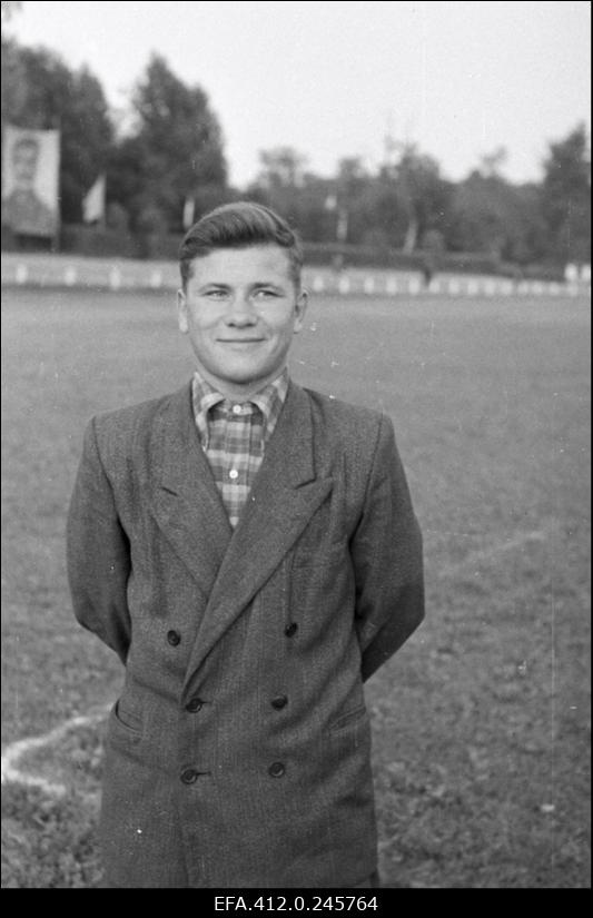 ENSV esivõistlused kergejõustikus.