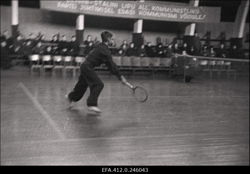 Tallinna ja Leningradi noorte demonstratsioon-võistlused tennises.