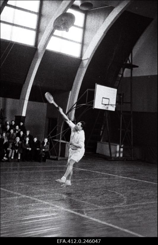 Tallinna ja Leningradi noorte demonstratsioon-võistlused tennises.