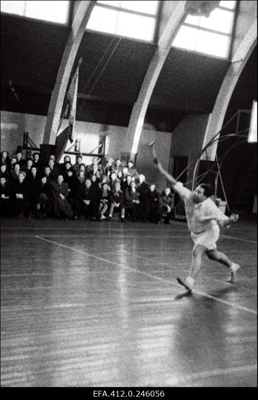 Tallinna ja Leningradi noorte demonstratsioon-võistlused tennises.