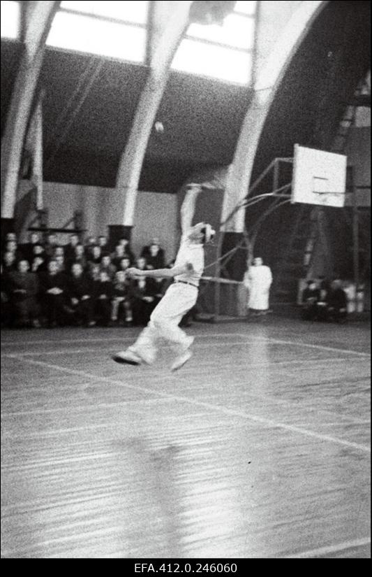 Tallinna ja Leningradi noorte demonstratsioon-võistlused tennises.
