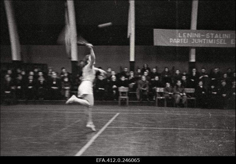 Tallinna ja Leningradi noorte demonstratsioon-võistlused tennises.
