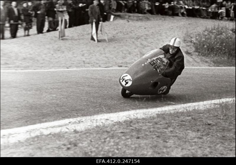 NSVL meistrivõistlused ringrajasõidus.