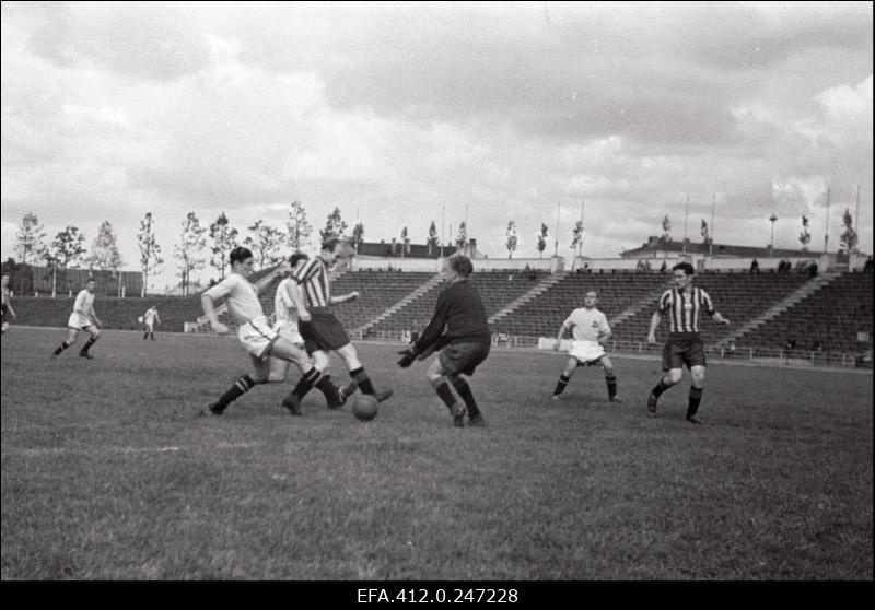 Spordimärkmik 22.07.1956: jalgpallivõistlus.