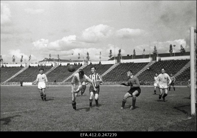 Spordimärkmik 22.07.1956: jalgpallivõistlus.
