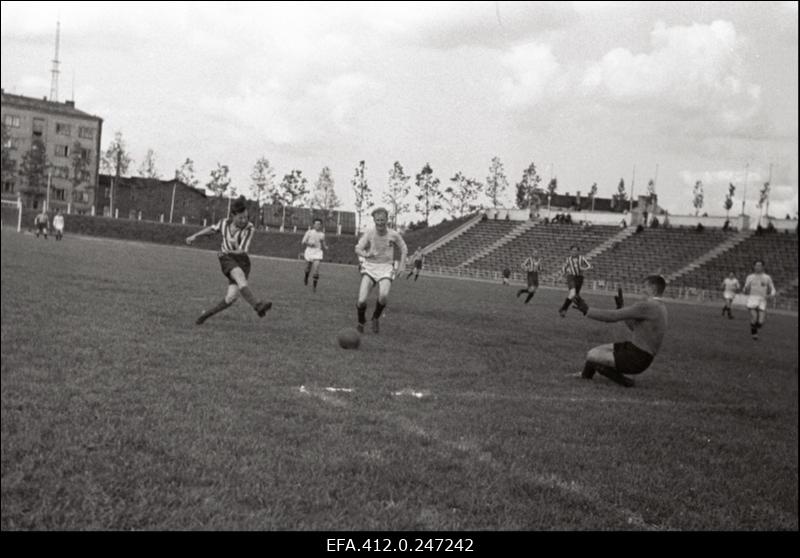 Spordimärkmik 22.07.1956: jalgpallivõistlus.