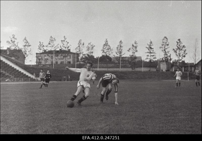 Spordimärkmik 22.07.1956: jalgpallivõistlus.  duplicate photo