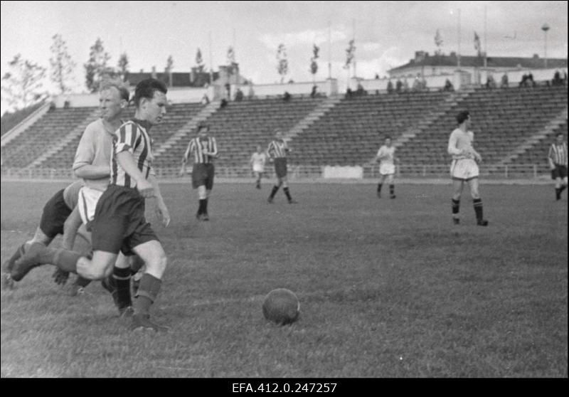 Spordimärkmik 22.07.1956: jalgpallivõistlus.