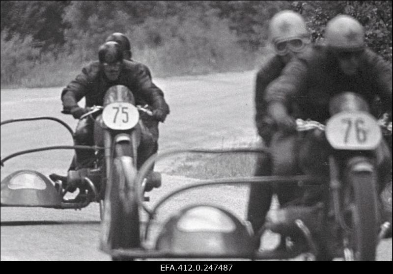 Motosport-kontrollstardid (NSVL).