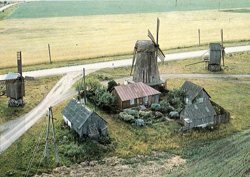 Saaremaa, Angla tuulikud