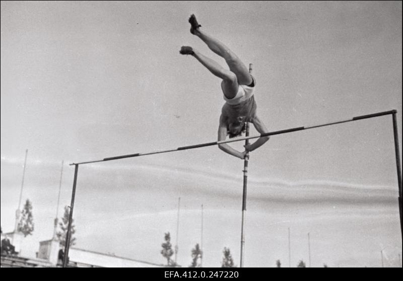 Spordimärkmik 22.07.1956: kergejõustikuvõistlus.