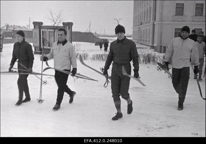 NSV Liidu suusatamise meistrivõistluste ajal Otepääl.