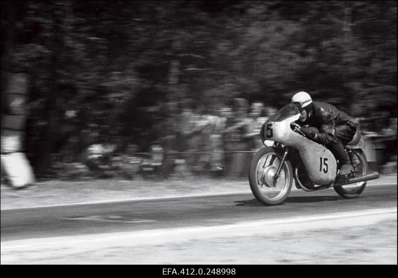 Rahvusvahelised motovõistlused Pirita-Kose-Kloostrimetsa ringrajal.