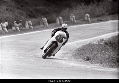 NSV Liidu meistrivõistlused ringrajasõidus (II etapp).  duplicate photo