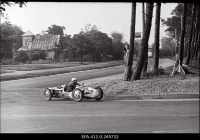 Rahvusvaheline TT motospordis.  duplicate photo