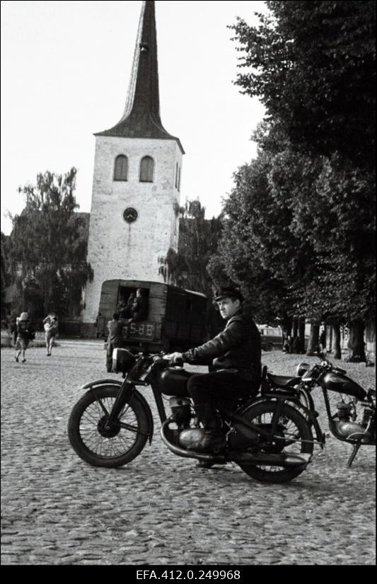 Motosport.