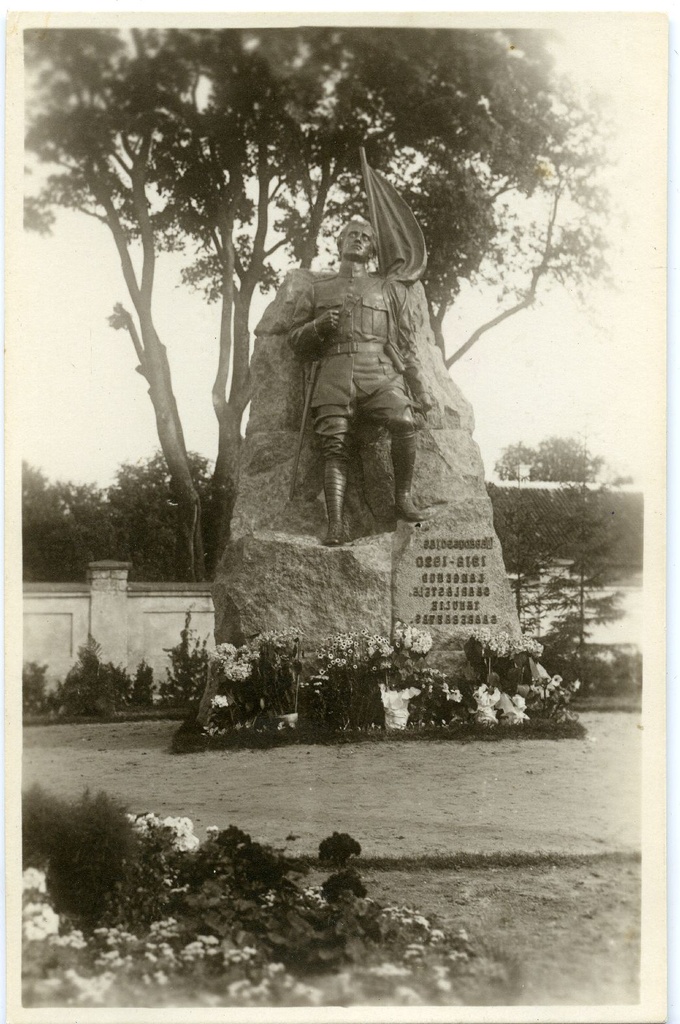 Kuressaare Vabadussõja monument