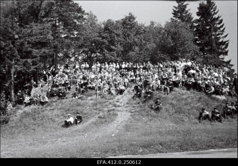 Motovõistlused Pirital.