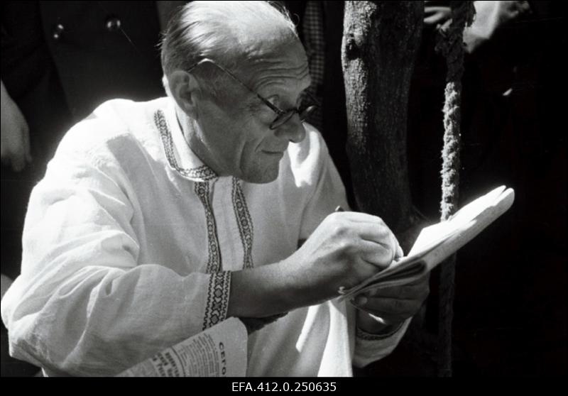 Motovõistlused Pirital.