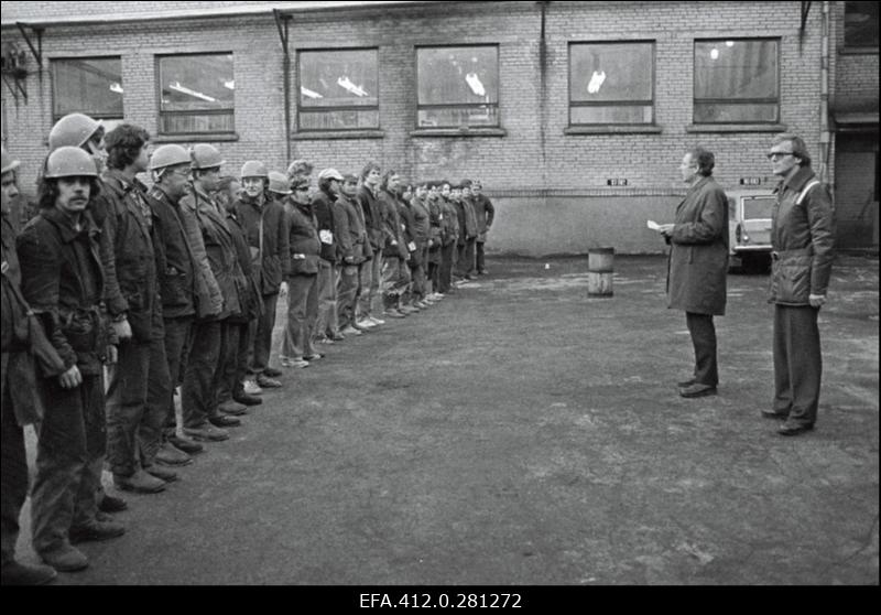 Teatriühingu Tööstuskombinaadi tsiviilkaitse õppused